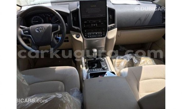 Nunua Imported Toyota Land Cruiser Nyeusi Gari ndani ya Import - Dubai nchini Bujumbura Nunua Imported Toyota Land Cruiser Nyeusi Gari ndani ya Import - Dubai nchini Bujumbura