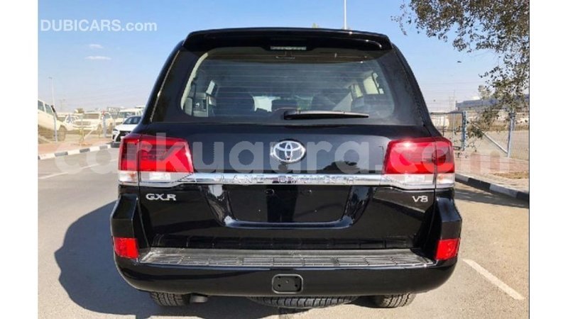 Big with watermark toyota land cruiser bujumbura import dubai 4020