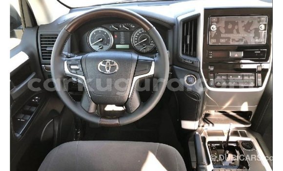 Nunua Imported Toyota Land Cruiser Nyeusi Gari ndani ya Import - Dubai nchini Bujumbura Nunua Imported Toyota Land Cruiser Nyeusi Gari ndani ya Import - Dubai nchini Bujumbura
