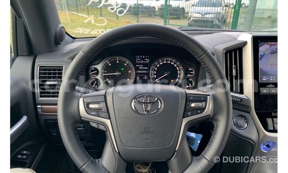 Nunua Imported Toyota Land Cruiser Nyeusi Gari ndani ya Import - Dubai nchini Bujumbura Nunua Imported Toyota Land Cruiser Nyeusi Gari ndani ya Import - Dubai nchini Bujumbura
