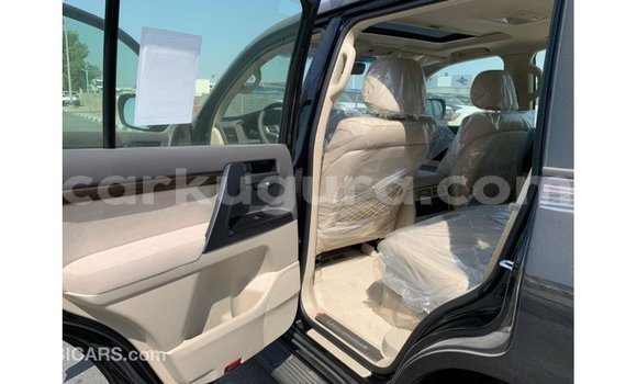 Nunua Imported Toyota Land Cruiser Nyeusi Gari ndani ya Import - Dubai nchini Bujumbura Nunua Imported Toyota Land Cruiser Nyeusi Gari ndani ya Import - Dubai nchini Bujumbura