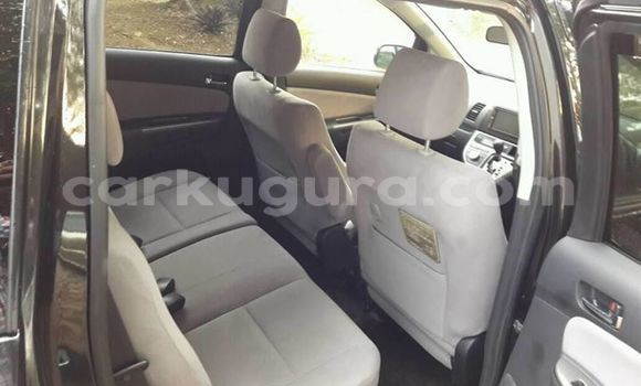 Acheter Occasion Voiture Toyota Wish Noir à Musaga, Bujumbura Acheter Occasion Voiture Toyota Wish Noir à Musaga, Bujumbura