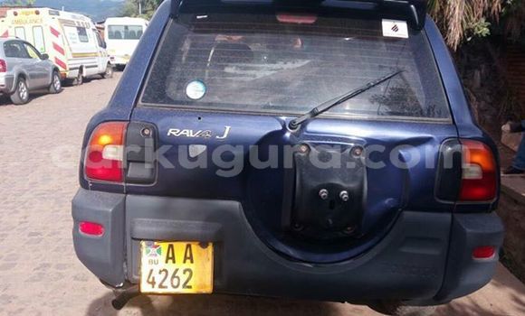 Nunua Ilio tumika Toyota RAV4 Nyingine Gari ndani ya Musaga nchini Bujumbura Nunua Ilio tumika Toyota RAV4 Nyingine Gari ndani ya Musaga nchini Bujumbura