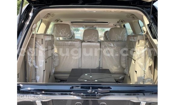 Nunua Imported Toyota Land Cruiser Nyeusi Gari ndani ya Import - Dubai nchini Bujumbura Nunua Imported Toyota Land Cruiser Nyeusi Gari ndani ya Import - Dubai nchini Bujumbura