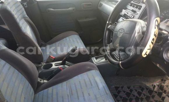 Nunua Ilio tumika Toyota RAV4 Nyingine Gari ndani ya Musaga nchini Bujumbura Nunua Ilio tumika Toyota RAV4 Nyingine Gari ndani ya Musaga nchini Bujumbura