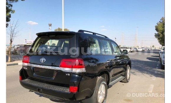 Nunua Imported Toyota Land Cruiser Nyeusi Gari ndani ya Import - Dubai nchini Bujumbura Nunua Imported Toyota Land Cruiser Nyeusi Gari ndani ya Import - Dubai nchini Bujumbura