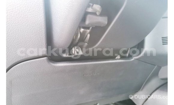 Nunua Imported Toyota Hilux Nyingine Gari ndani ya Import - Dubai nchini Bujumbura Nunua Imported Toyota Hilux Nyingine Gari ndani ya Import - Dubai nchini Bujumbura