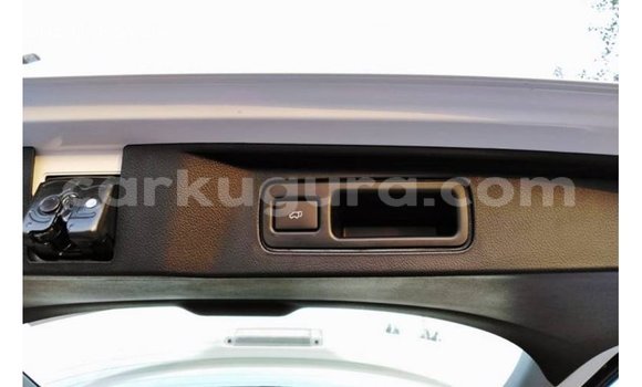 Nunua Imported Toyota Fortuner Nyeupe Gari ndani ya Import - Dubai nchini Bujumbura Nunua Imported Toyota Fortuner Nyeupe Gari ndani ya Import - Dubai nchini Bujumbura