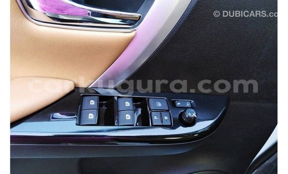 Nunua Imported Toyota Fortuner Nyeupe Gari ndani ya Import - Dubai nchini Bujumbura Nunua Imported Toyota Fortuner Nyeupe Gari ndani ya Import - Dubai nchini Bujumbura