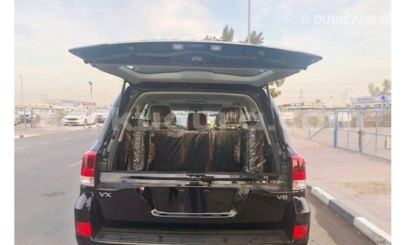 Nunua Imported Toyota Land Cruiser Nyeusi Gari ndani ya Import - Dubai nchini Bujumbura Nunua Imported Toyota Land Cruiser Nyeusi Gari ndani ya Import - Dubai nchini Bujumbura