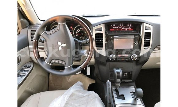 Buy Import Mitsubishi Pajero Black Car in Import - Dubai in Bujumbura Buy Import Mitsubishi Pajero Black Car in Import - Dubai in Bujumbura