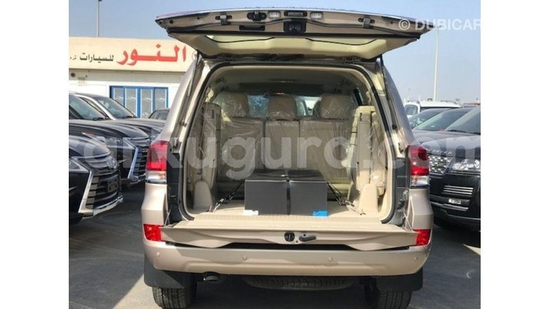 Big with watermark toyota land cruiser bujumbura import dubai 4058