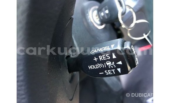 Acheter Import Voiture Toyota 4Runner Blanc à Import - Dubai, Bujumbura Acheter Import Voiture Toyota 4Runner Blanc à Import - Dubai, Bujumbura