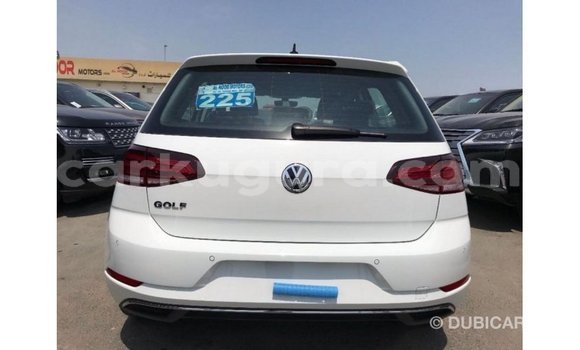 Acheter Import Voiture Volkswagen Golf Blanc à Import - Dubai, Bujumbura Acheter Import Voiture Volkswagen Golf Blanc à Import - Dubai, Bujumbura