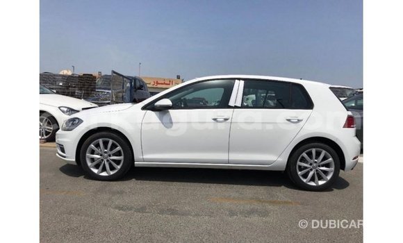 Acheter Import Voiture Volkswagen Golf Blanc à Import - Dubai, Bujumbura Acheter Import Voiture Volkswagen Golf Blanc à Import - Dubai, Bujumbura