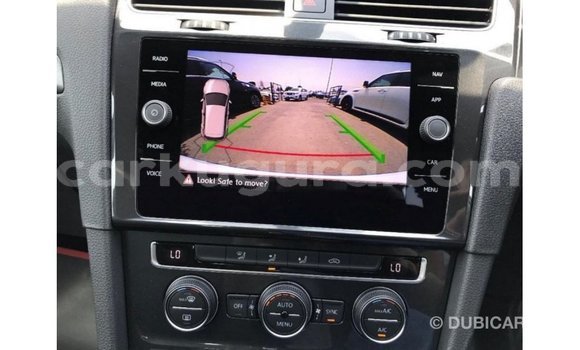 Acheter Import Voiture Volkswagen Golf Blanc à Import - Dubai, Bujumbura Acheter Import Voiture Volkswagen Golf Blanc à Import - Dubai, Bujumbura