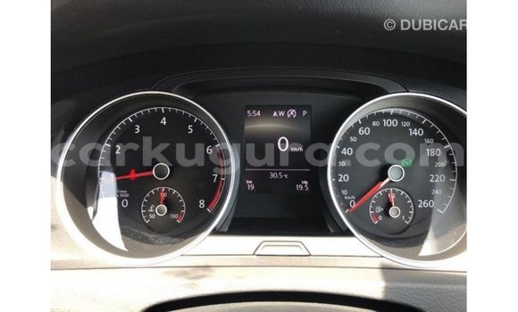 Acheter Import Voiture Volkswagen Golf Blanc à Import - Dubai, Bujumbura Acheter Import Voiture Volkswagen Golf Blanc à Import - Dubai, Bujumbura