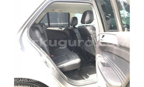 Buy Import Mercedes-Benz 250 Other Car in Import - Dubai in Bujumbura Buy Import Mercedes-Benz 250 Other Car in Import - Dubai in Bujumbura