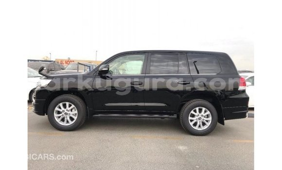 Acheter Import Voiture Toyota Land Cruiser Noir à Import - Dubai, Bujumbura Acheter Import Voiture Toyota Land Cruiser Noir à Import - Dubai, Bujumbura
