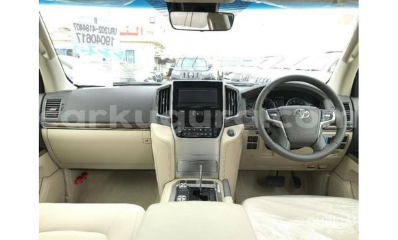 Acheter Import Voiture Toyota Land Cruiser Autre à Import - Dubai, Bujumbura Acheter Import Voiture Toyota Land Cruiser Autre à Import - Dubai, Bujumbura