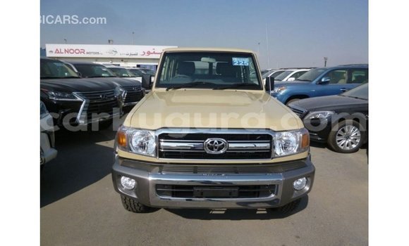 Acheter Import Voiture Toyota Land Cruiser Beige à Import - Dubai, Bujumbura Acheter Import Voiture Toyota Land Cruiser Beige à Import - Dubai, Bujumbura