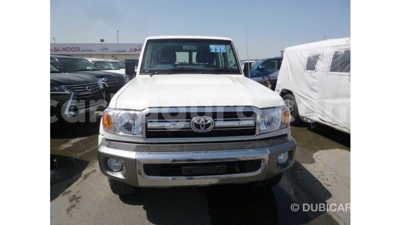 Big with watermark toyota land cruiser bujumbura import dubai 4075