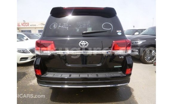 Acheter Import Voiture Toyota Land Cruiser Noir à Import - Dubai, Bujumbura Acheter Import Voiture Toyota Land Cruiser Noir à Import - Dubai, Bujumbura