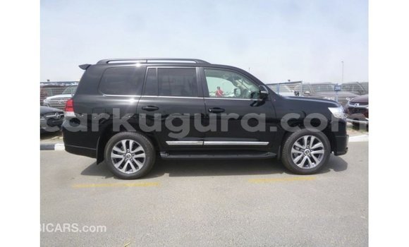Acheter Import Voiture Toyota Land Cruiser Noir à Import - Dubai, Bujumbura Acheter Import Voiture Toyota Land Cruiser Noir à Import - Dubai, Bujumbura