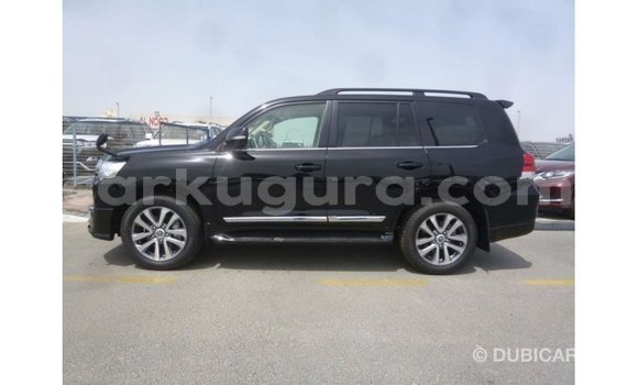 Acheter Import Voiture Toyota Land Cruiser Noir à Import - Dubai, Bujumbura Acheter Import Voiture Toyota Land Cruiser Noir à Import - Dubai, Bujumbura