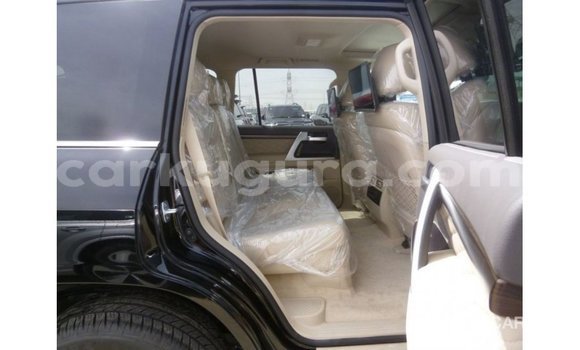 Acheter Import Voiture Toyota Land Cruiser Noir à Import - Dubai, Bujumbura Acheter Import Voiture Toyota Land Cruiser Noir à Import - Dubai, Bujumbura