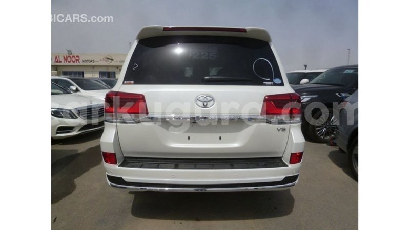 Big with watermark toyota land cruiser bujumbura import dubai 4078