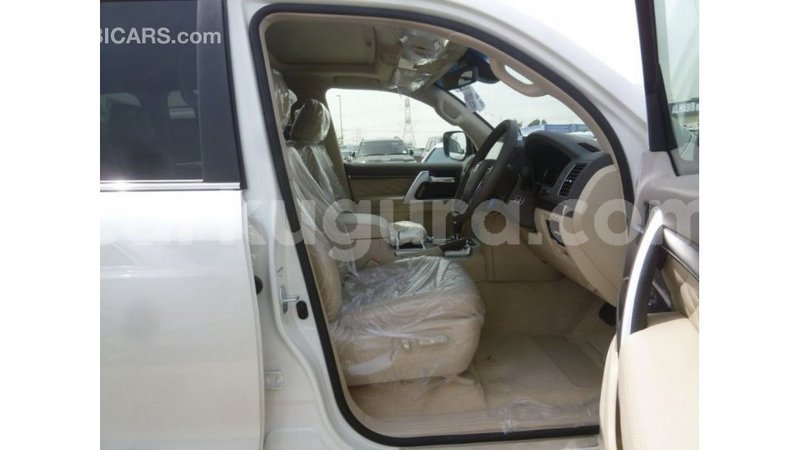 Big with watermark toyota land cruiser bujumbura import dubai 4078