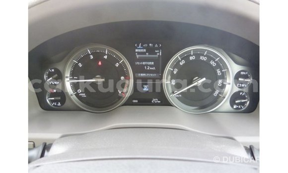 Buy Import Toyota Land Cruiser White Car in Import - Dubai in Bujumbura Buy Import Toyota Land Cruiser White Car in Import - Dubai in Bujumbura