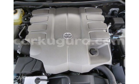 Buy Import Toyota Land Cruiser White Car in Import - Dubai in Bujumbura Buy Import Toyota Land Cruiser White Car in Import - Dubai in Bujumbura