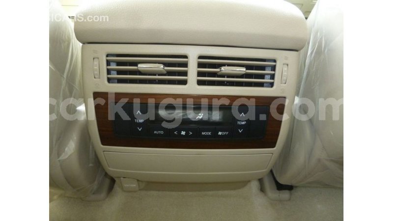 Big with watermark toyota land cruiser bujumbura import dubai 4081