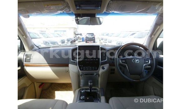 Nunua Imported Toyota Land Cruiser Nyeusi Gari ndani ya Import - Dubai nchini Bujumbura Nunua Imported Toyota Land Cruiser Nyeusi Gari ndani ya Import - Dubai nchini Bujumbura