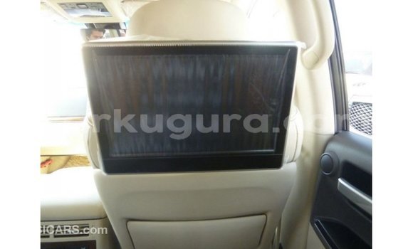 Nunua Imported Toyota Land Cruiser Nyeusi Gari ndani ya Import - Dubai nchini Bujumbura Nunua Imported Toyota Land Cruiser Nyeusi Gari ndani ya Import - Dubai nchini Bujumbura