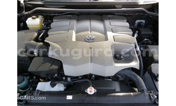 Nunua Imported Toyota Land Cruiser Nyeusi Gari ndani ya Import - Dubai nchini Bujumbura Nunua Imported Toyota Land Cruiser Nyeusi Gari ndani ya Import - Dubai nchini Bujumbura