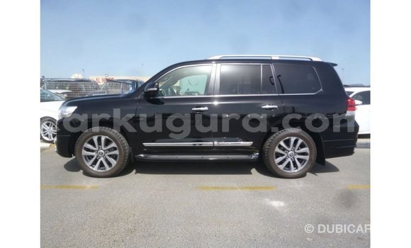 Acheter Import Voiture Toyota Land Cruiser Noir à Import - Dubai, Bujumbura Acheter Import Voiture Toyota Land Cruiser Noir à Import - Dubai, Bujumbura