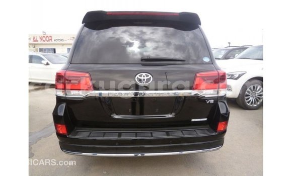 Acheter Import Voiture Toyota Land Cruiser Noir à Import - Dubai, Bujumbura Acheter Import Voiture Toyota Land Cruiser Noir à Import - Dubai, Bujumbura