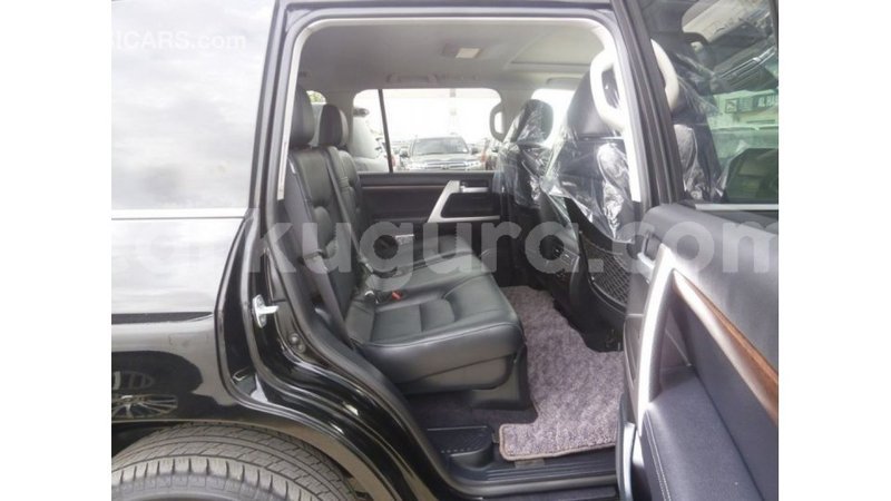 Big with watermark toyota land cruiser bujumbura import dubai 4084