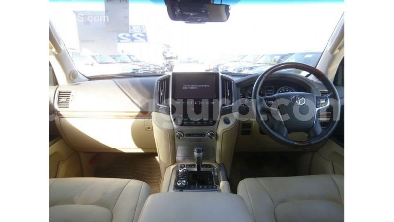 Big with watermark toyota land cruiser bujumbura import dubai 4086