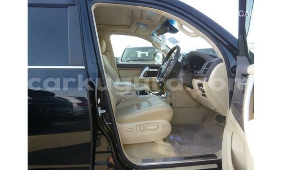 Acheter Import Voiture Toyota Land Cruiser Noir à Import - Dubai, Bujumbura Acheter Import Voiture Toyota Land Cruiser Noir à Import - Dubai, Bujumbura