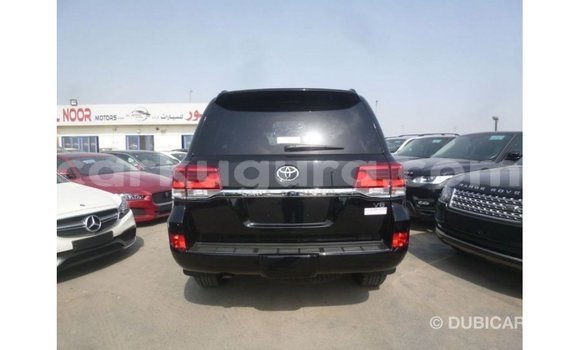 Nunua Imported Toyota Land Cruiser Nyeusi Gari ndani ya Import - Dubai nchini Bujumbura Nunua Imported Toyota Land Cruiser Nyeusi Gari ndani ya Import - Dubai nchini Bujumbura