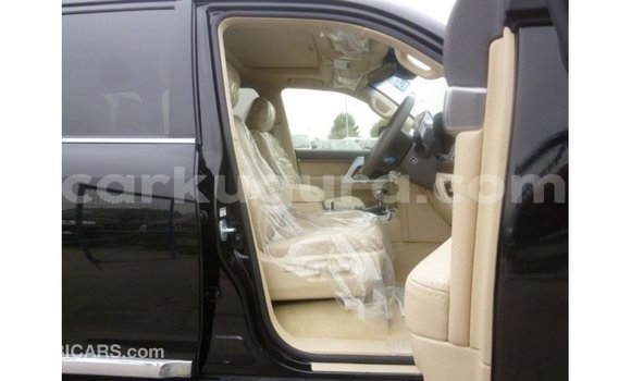 Nunua Imported Toyota Land Cruiser Nyeusi Gari ndani ya Import - Dubai nchini Bujumbura Nunua Imported Toyota Land Cruiser Nyeusi Gari ndani ya Import - Dubai nchini Bujumbura