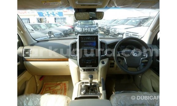 Acheter Import Voiture Toyota Land Cruiser Noir à Import - Dubai, Bujumbura Acheter Import Voiture Toyota Land Cruiser Noir à Import - Dubai, Bujumbura