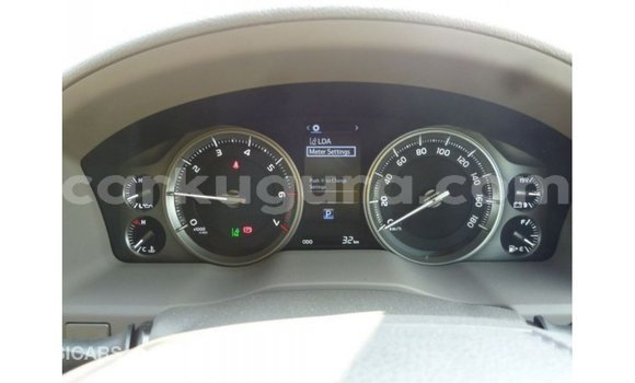 Acheter Import Voiture Toyota Land Cruiser Noir à Import - Dubai, Bujumbura Acheter Import Voiture Toyota Land Cruiser Noir à Import - Dubai, Bujumbura