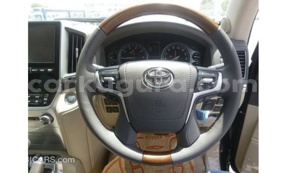 Nunua Imported Toyota Land Cruiser Nyeusi Gari ndani ya Import - Dubai nchini Bujumbura Nunua Imported Toyota Land Cruiser Nyeusi Gari ndani ya Import - Dubai nchini Bujumbura