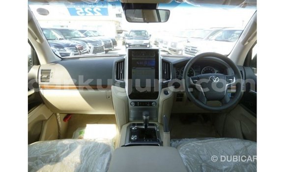 Acheter Import Voiture Toyota Land Cruiser Marron à Import - Dubai, Bujumbura Acheter Import Voiture Toyota Land Cruiser Marron à Import - Dubai, Bujumbura