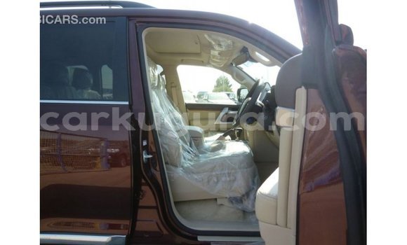 Acheter Import Voiture Toyota Land Cruiser Marron à Import - Dubai, Bujumbura Acheter Import Voiture Toyota Land Cruiser Marron à Import - Dubai, Bujumbura